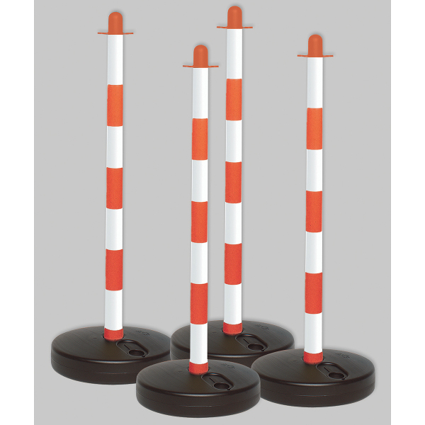 KIT DE 4 POTEAUX DE SIGNALISATION AVEC SOCLE LESTABLE ROUGE ET BLANC