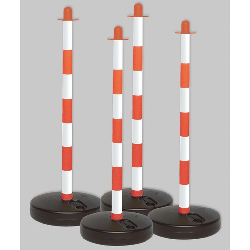 KIT DE 4 POTEAUX DE SIGNALISATION AVEC SOCLE LESTABLE